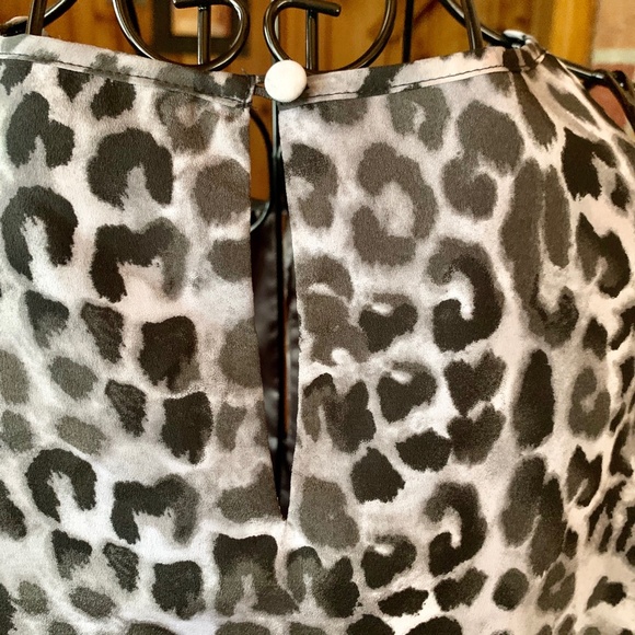 Express Blouson Leopard Keyhole Midi Halter Dress - Picture 2 of 6